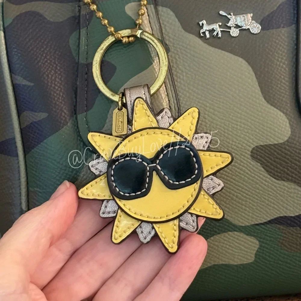 COACH SUNSHINE CHARM KEY FOB VINTAGE/Y2K OVERSIZE SUNGLASSES MINI HANGTAG VGUC